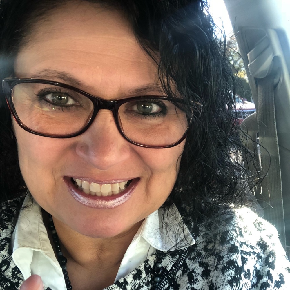 Meet your Posher, Angie